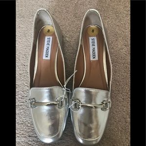 BRAND NEW-Women’s Steve Madden Loafers